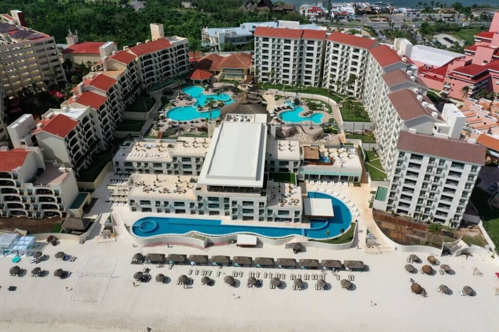 Best Cheap All-Inclusive in Cancun: Emporio Cancun -  Peaceful Vibes at an Affordable Price